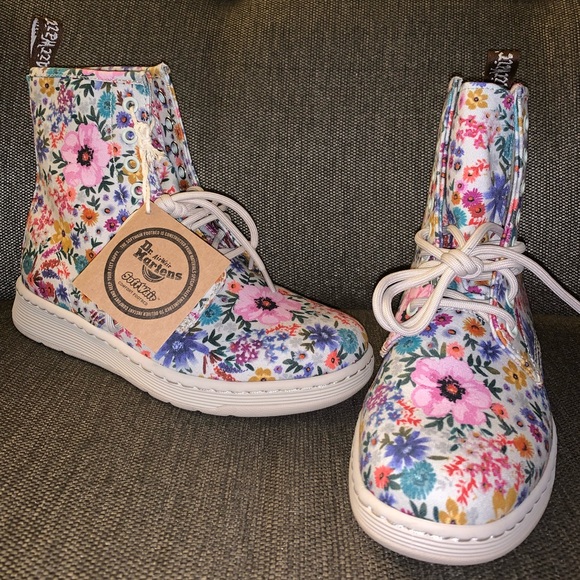 dr martens newton white